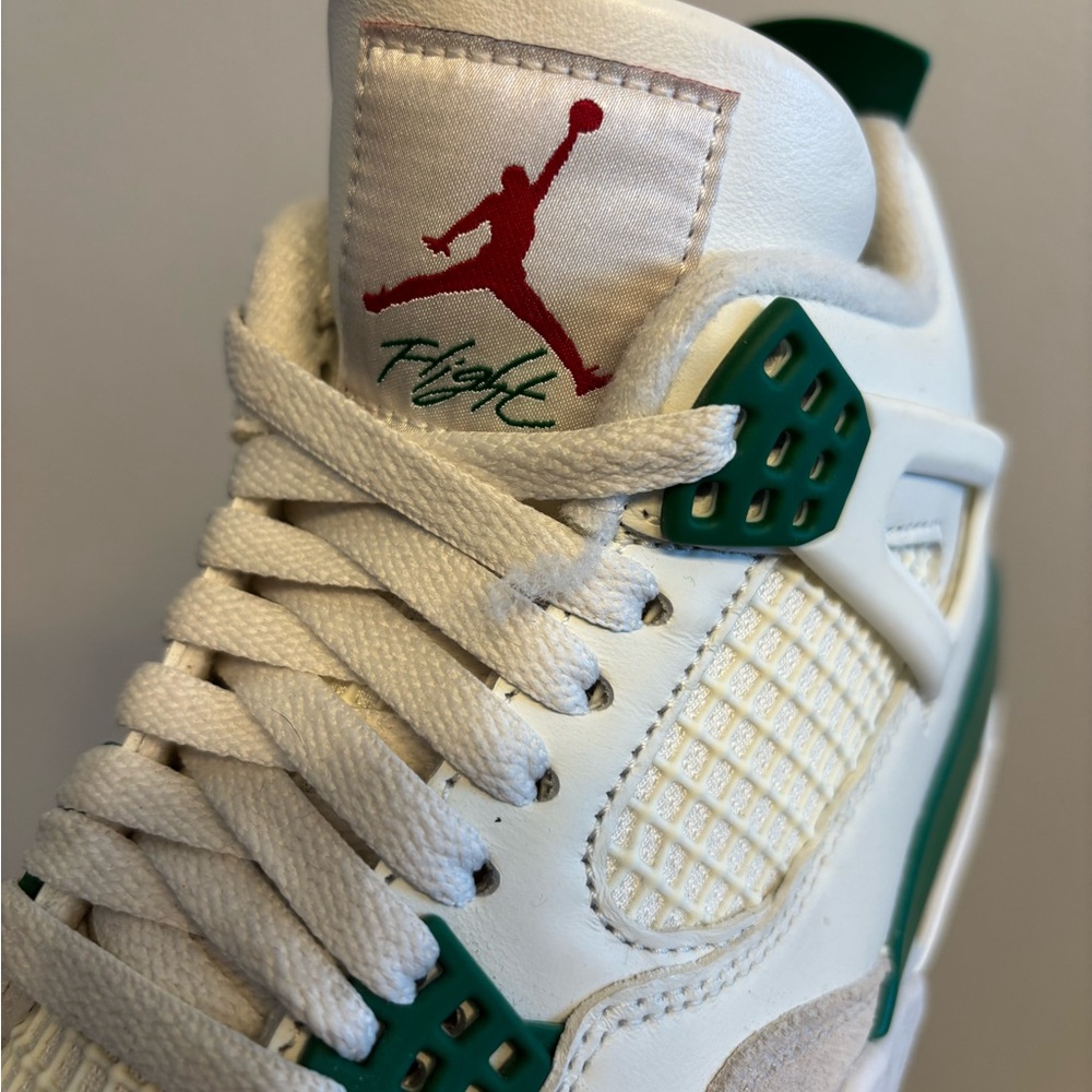 Nike Air Jordan SB retro 4 Pine green